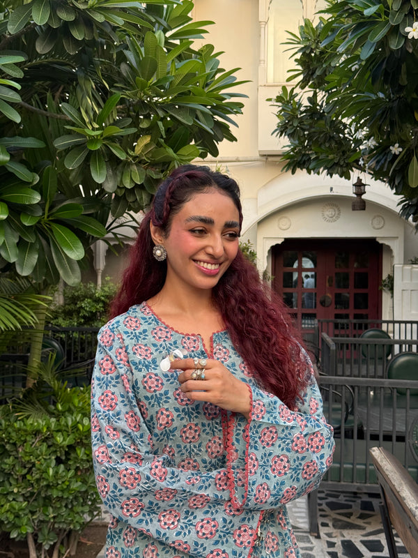 Meher Floral Kurta with Embroidered Farsi Pajama Set