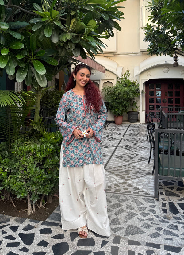 Meher Floral Kurta with Embroidered Farsi Pajama Set