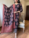 Aarohi Midnight Medallion Set