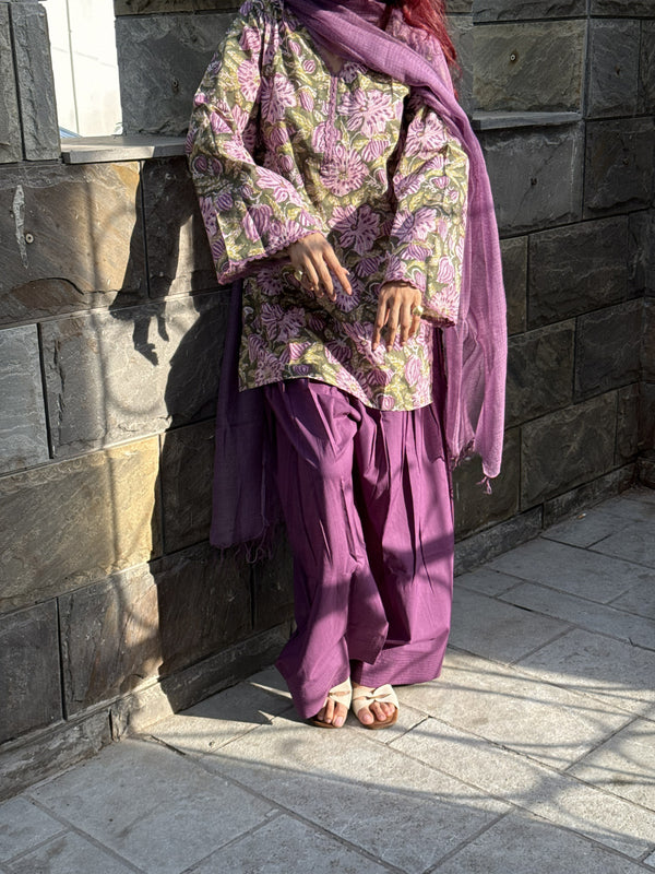 Aabheri Farsi Floral Suit Set
