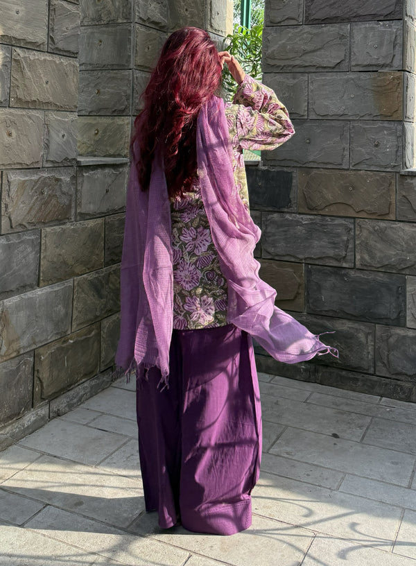 Aabheri Farsi Floral Suit Set