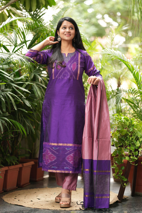 Veda Weaves Pochampally Elegance Set