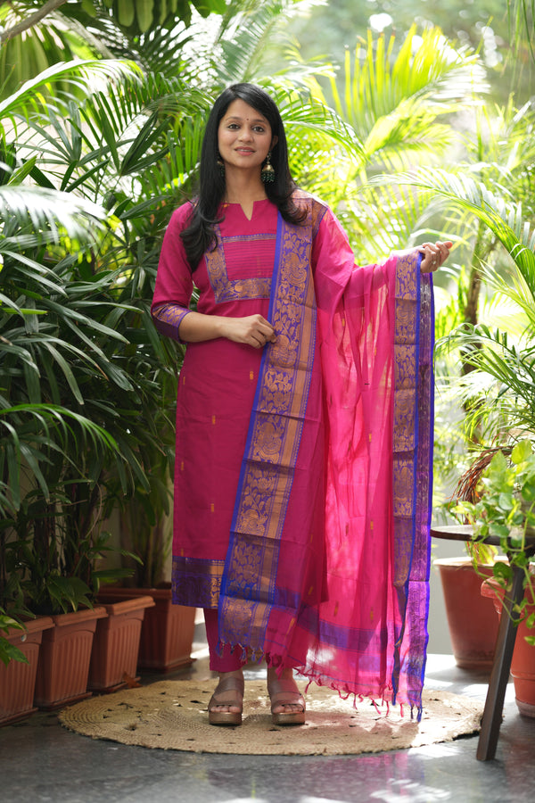 🧡 Kanchi Glow – Pink ,Rust & Violet Edition