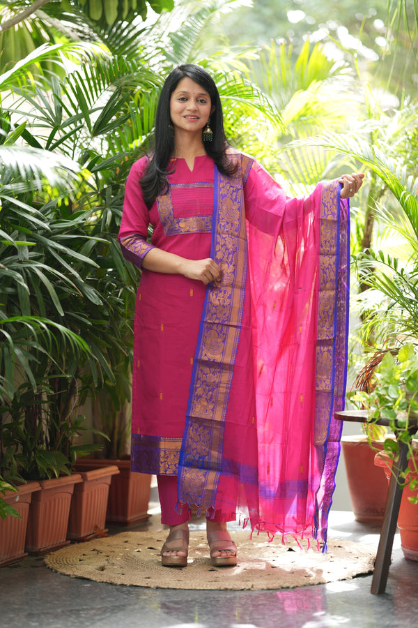 🧡 Kanchi Glow – Pink ,Rust & Violet Edition