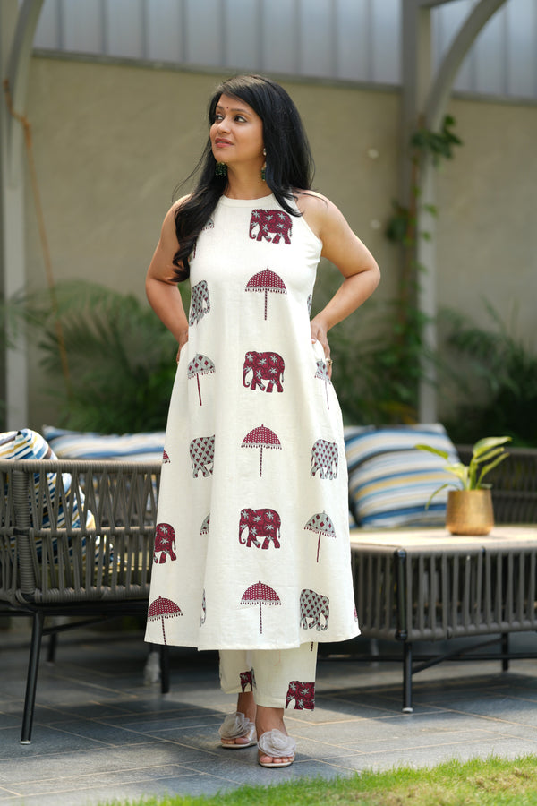 Yazhini Cotton Flex Handloom Elephant Motif Suit Set