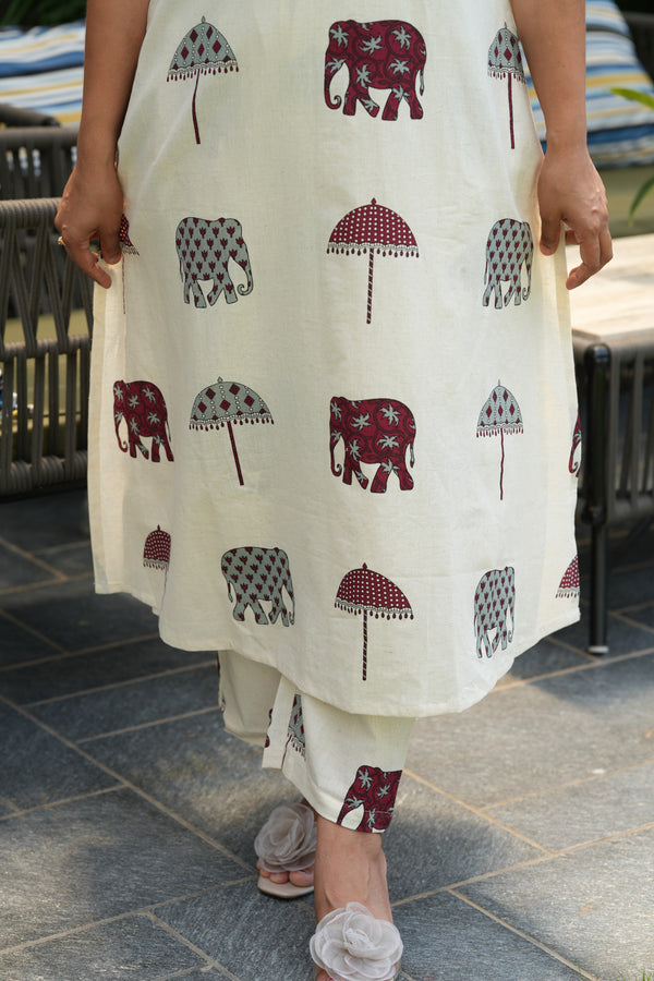 Yazhini Cotton Flex Handloom Elephant Motif Suit Set