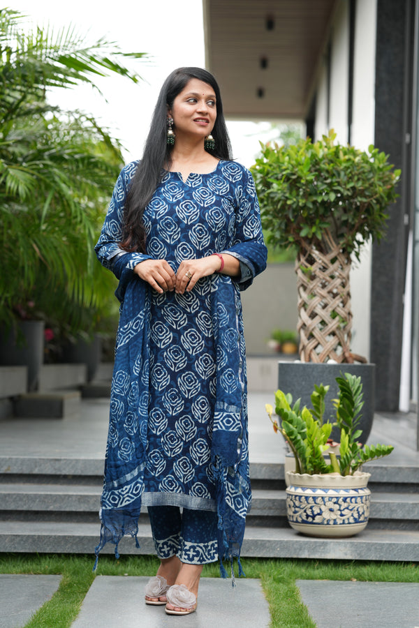 ✨ Tavisha Linen Hand BlockPrinted Suit Set with lining