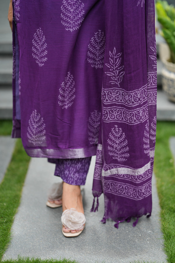 ✨ Samaira Linen Hand BlockPrinted Suit Set with lining