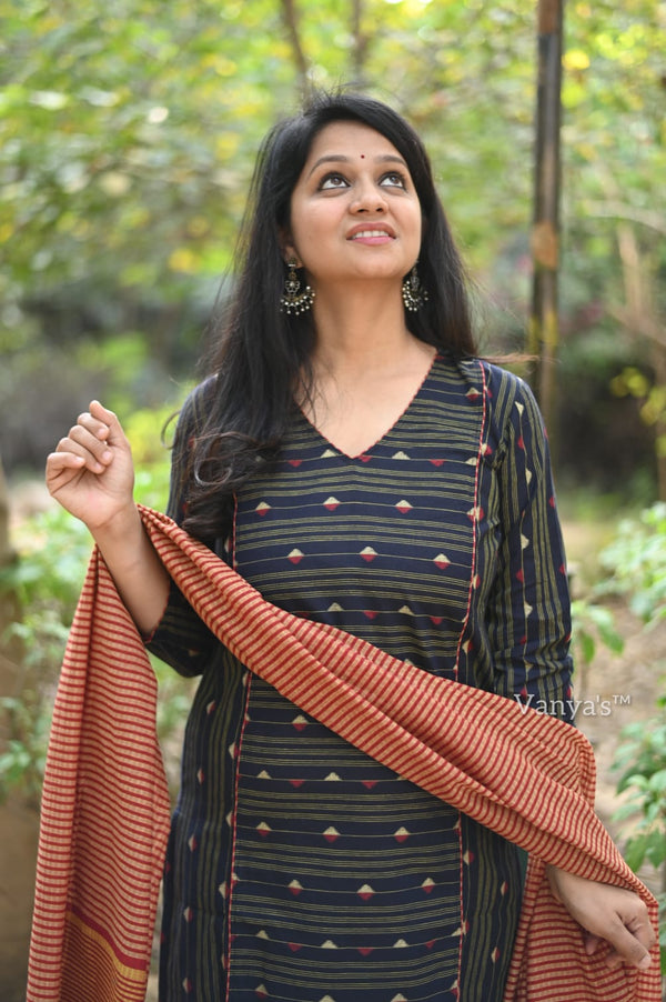 Nivrita Elegant Pochampally Handloom Cotton Suit Set