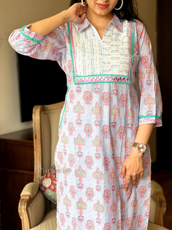 🌸 Nazaakat Buti Kurta Set – Peach & Sky Blue Variants