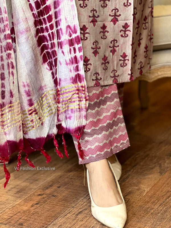 Elegant Everyday Cotton Kurta Sets (2 Color Variants)