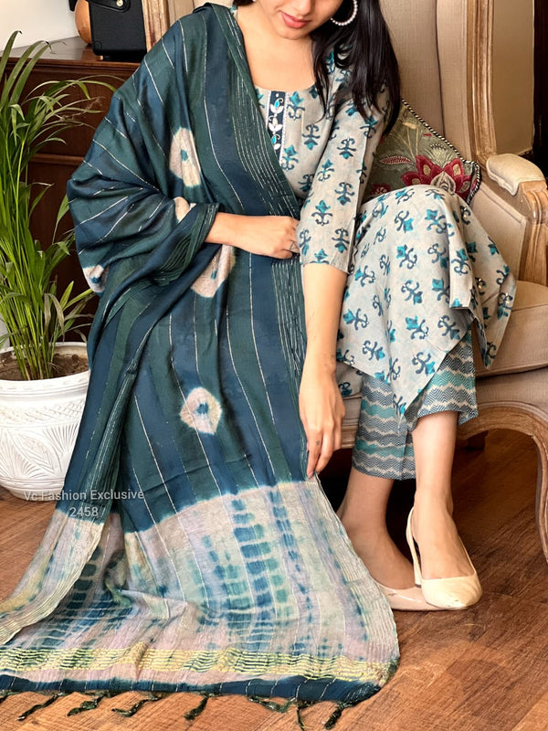 Elegant Everyday Cotton Kurta Sets (2 Color Variants)