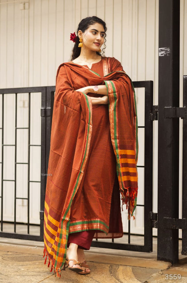 🌟 Terracotta Grace – Narayanpet Cotton Pattu