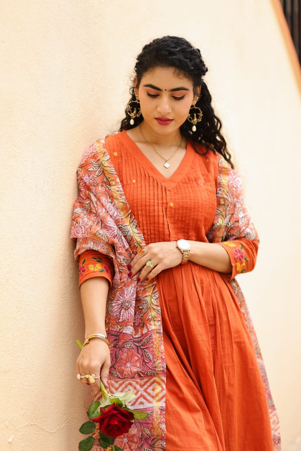 ✨Aarunika Orange Cotton Embroidered Suit Set with Hand Block Doria Dupatta