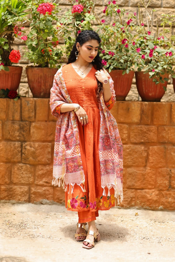 ✨Aarunika Orange Cotton Embroidered Suit Set with Hand Block Doria Dupatta