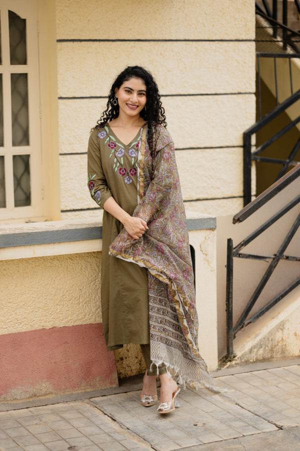 ✨Avanthika Olive Brown Cotton Embroidered Suit Set with Hand Block Doria Dupatta