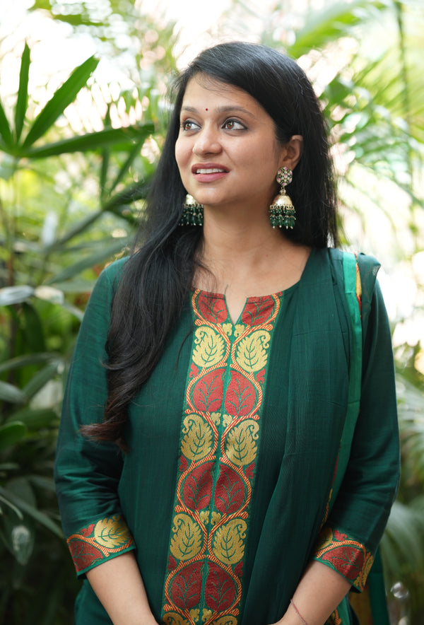 Narayanpeth Rajeshwari Handloom cotton Suit Set-Green