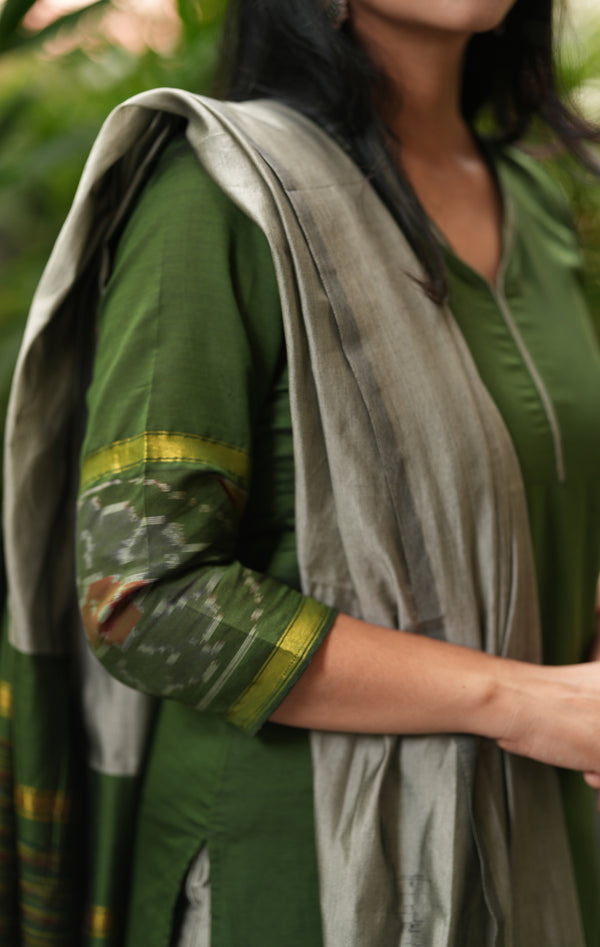 Silken Vana – Pochampally Elegance Suit in Olive Sage