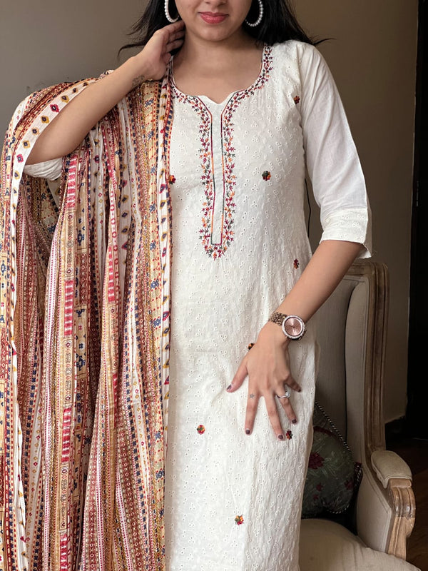 Midnight Cream schiffle suits sets