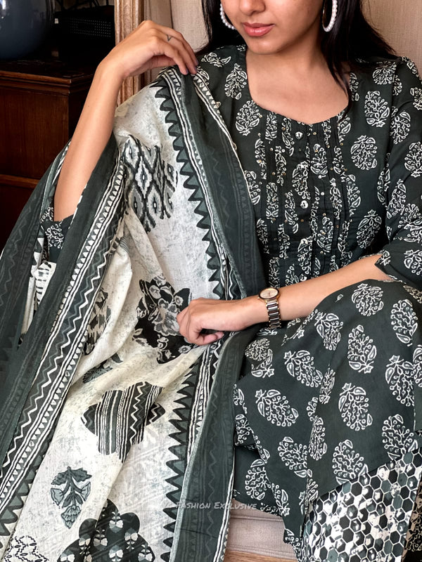 Sundarika Cotton Elegance Set
