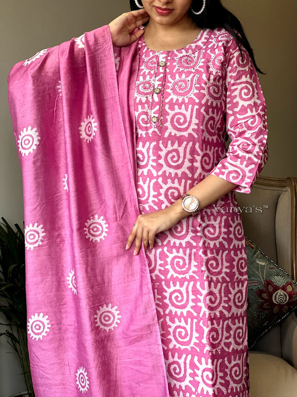 Pink batik suit sets with lining