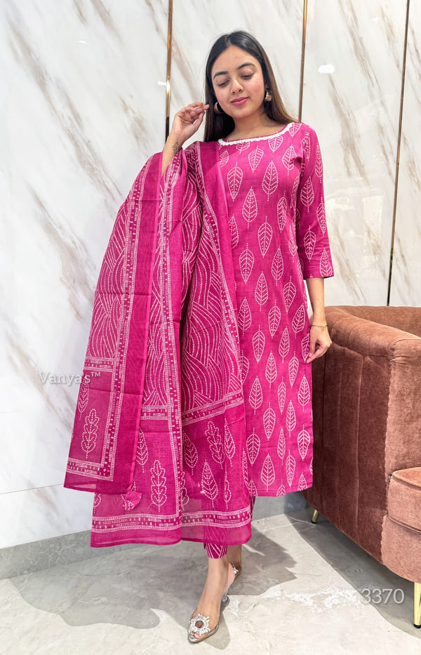 Bloom pink cotton discharge print suit sets