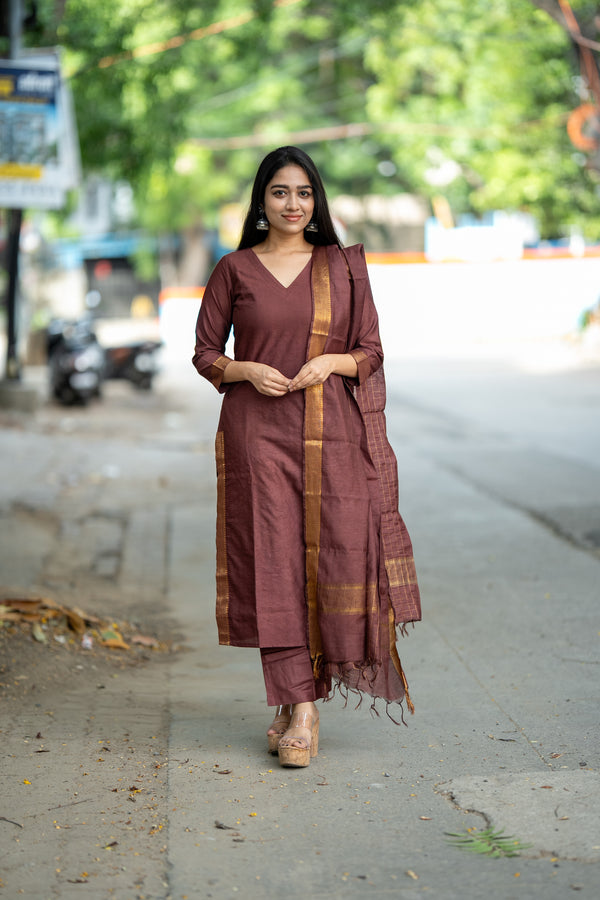 ✨ Zohira – Mangalagiri The Graceful Luxe Cotton Silk Suit