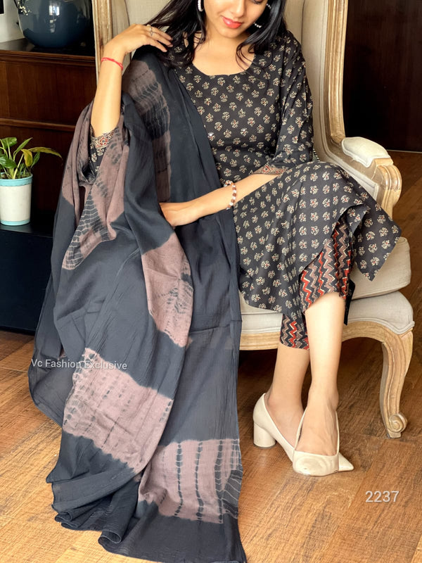 Brown bagru cotton suit sets