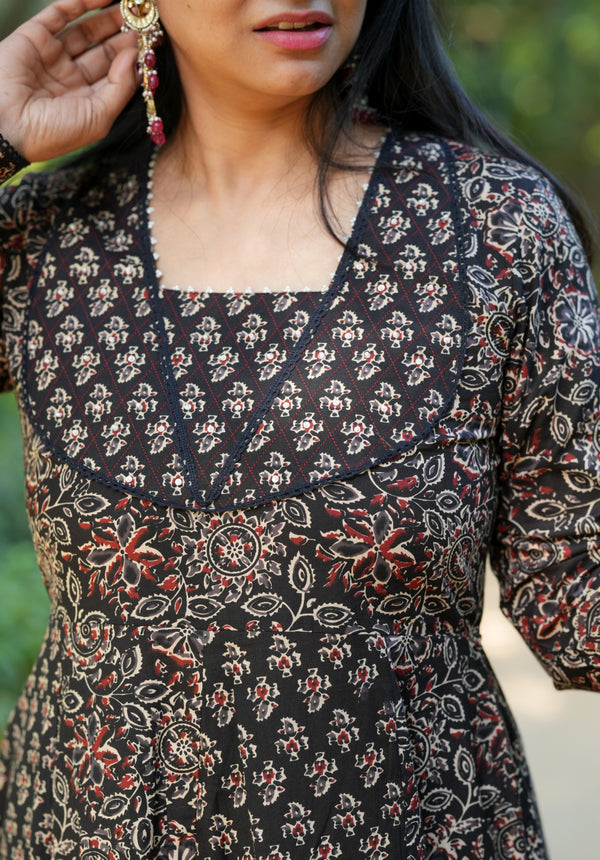 Manjiri Ajrak Cotton Anarkali Suit Sets- Black