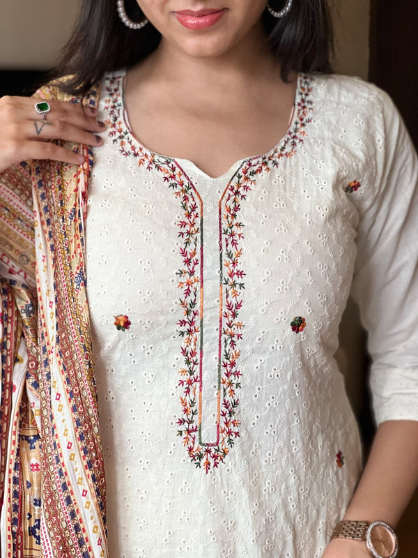 Midnight Cream schiffle suits sets