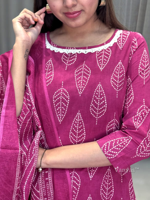 Bloom pink cotton discharge print suit sets