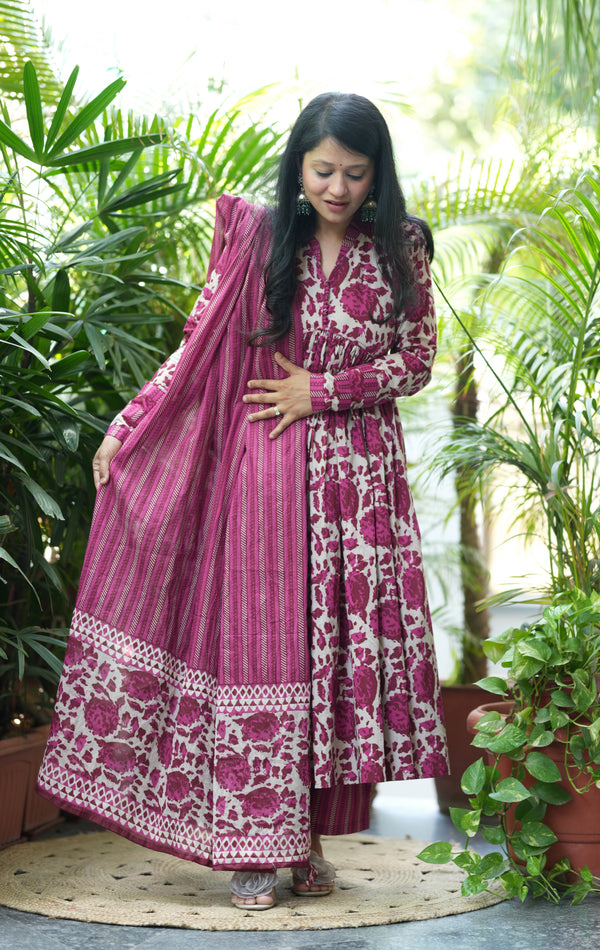 Gulnashi- pink floral Anarkali suit sets