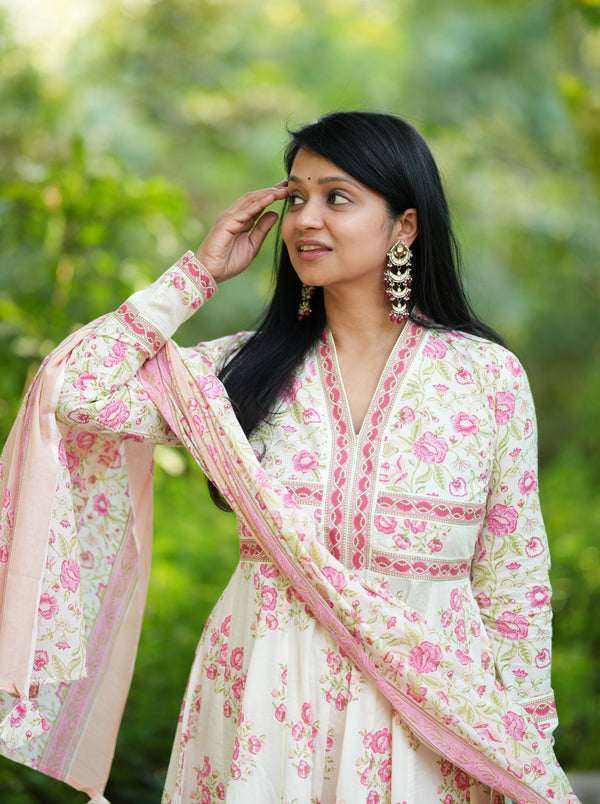 Pakhi Summer Cotton anarkali- attached lining