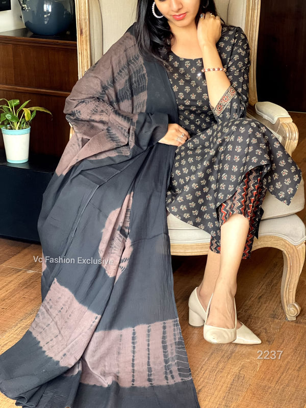 Brown bagru cotton suit sets