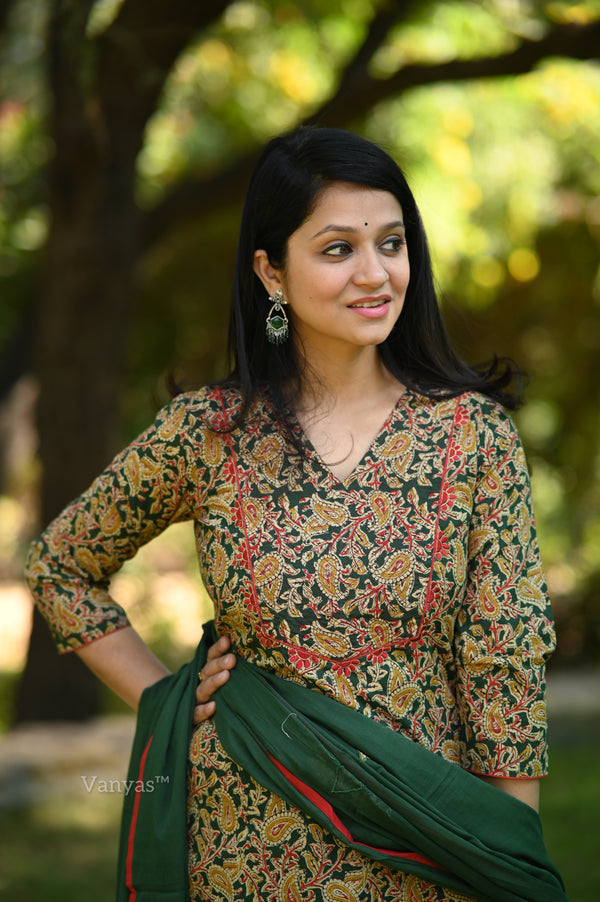 Saavi Ajrak Green Cotton Suit Sets